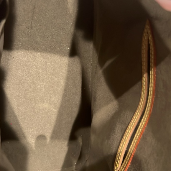 Louis Vuitton Alma - Picture 7 of 10